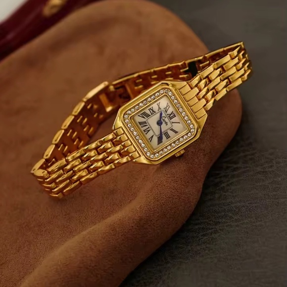Panthere Classic Rectangle Gold Crystal Watch